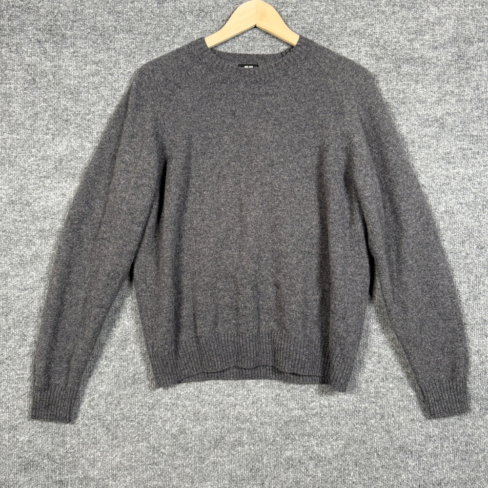 Uniqlo Womens Size Large Sweater Gray Wool Crew Neck Minimalist Capsule Preppy